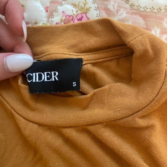 Cider Scrunched Top - Picture 3 of 3